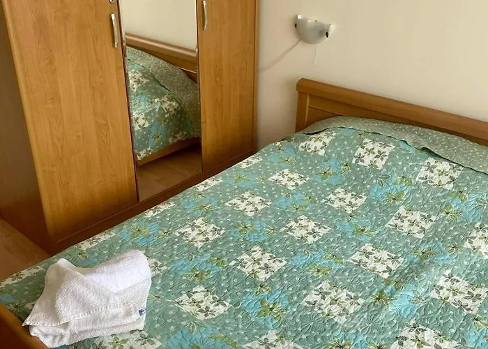 Peaceful, Floor, 2 Bedroom アパート *